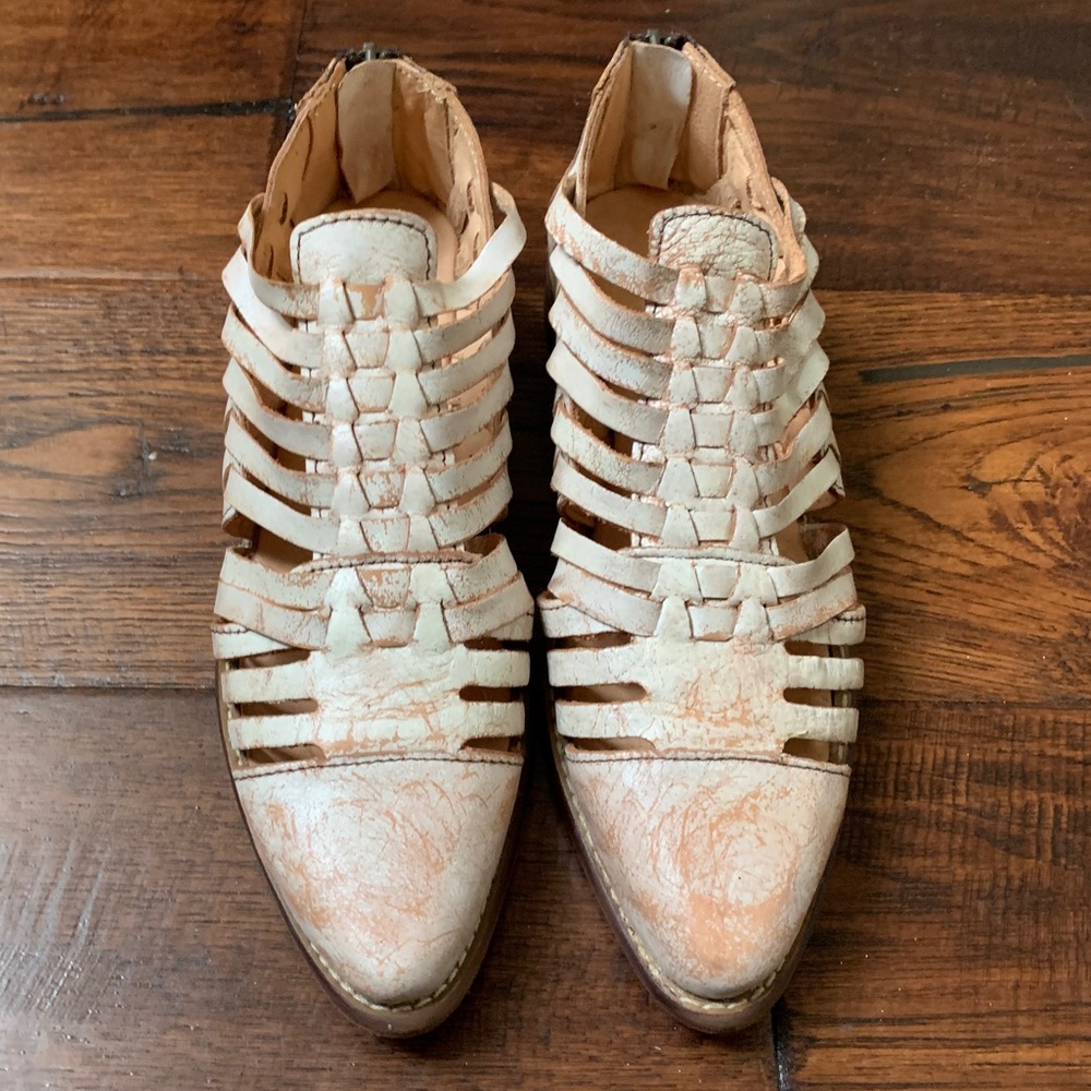 New Bed|Stü Leather Shoes